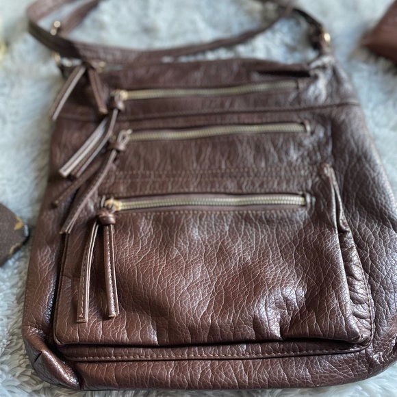 Warehouse one brown crossbody handbag. - Picture 2 of 4